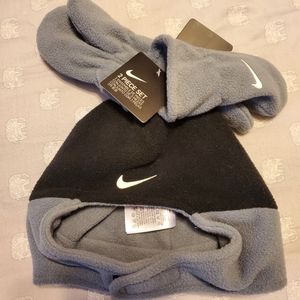 Nike  toddler hat and gloves  2 piece set  color b